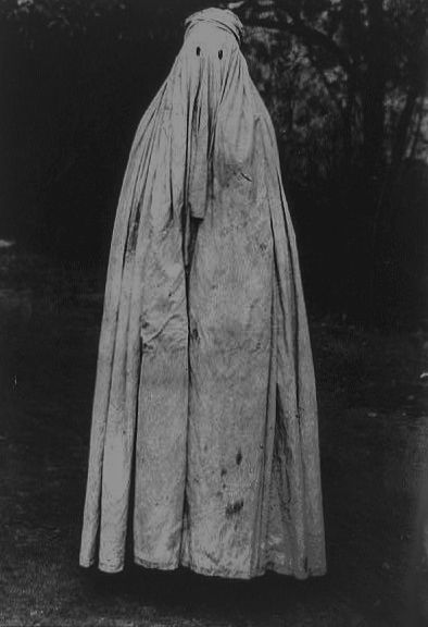 3450d7ac5727ea510911cfe119ef7496--creepy-vintage-halloween-vintage